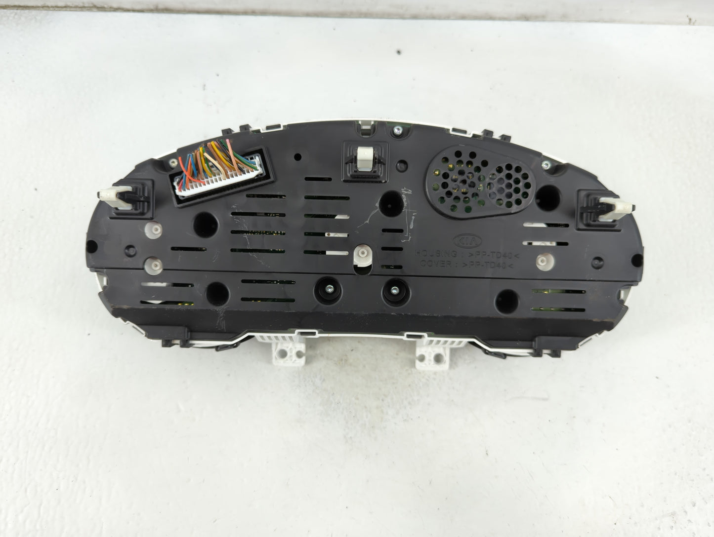2014-2015 Kia Soul Instrument Cluster Speedometer Gauges P/N:94006-B2510 Fits Fits 2014 2015 OEM Used Auto Parts - Oemusedau