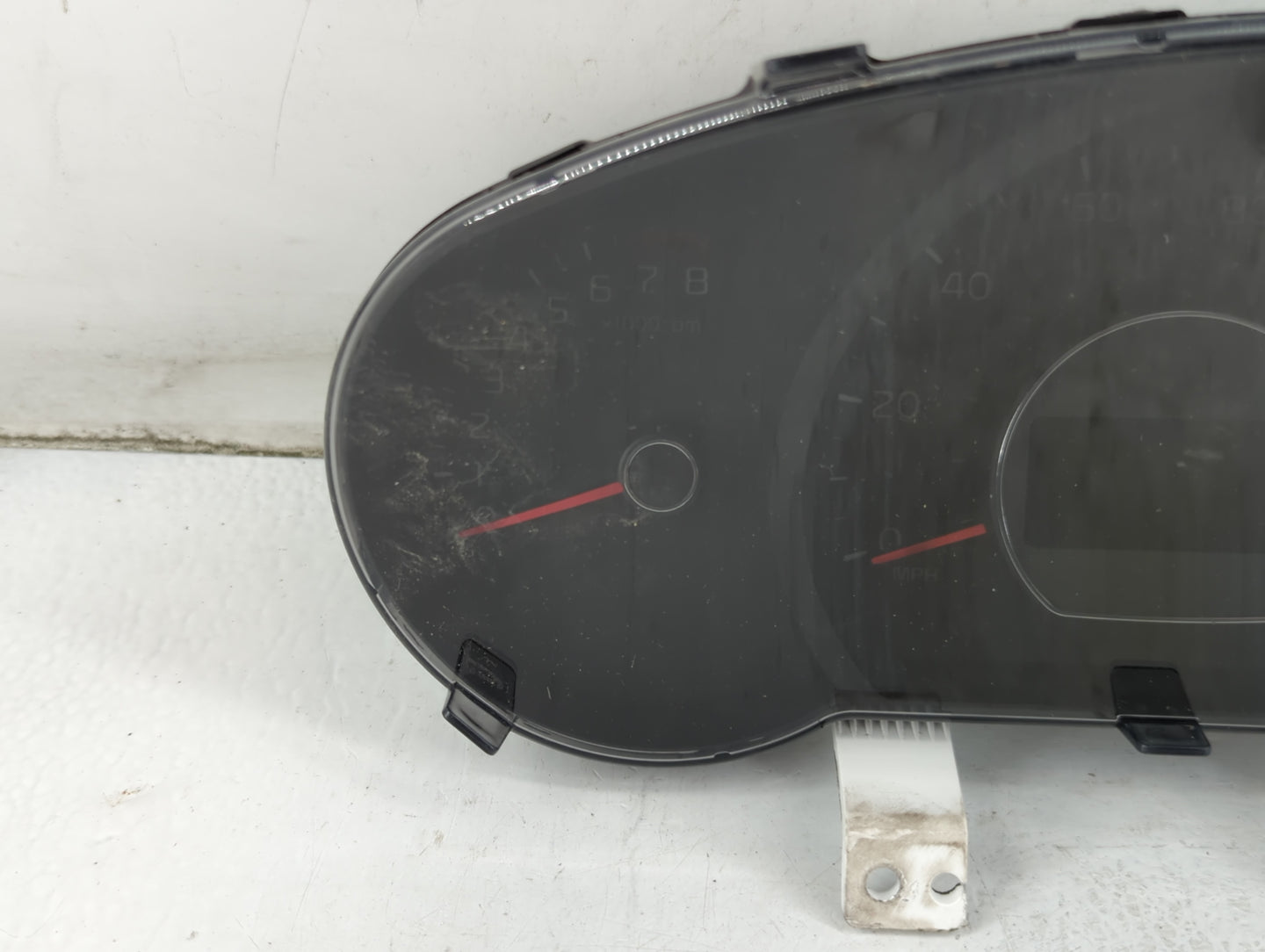 2014-2015 Kia Soul Instrument Cluster Speedometer Gauges P/N:15D10 94006-B2 Fits Fits 2014 2015 OEM Used Auto Parts - Oemuse