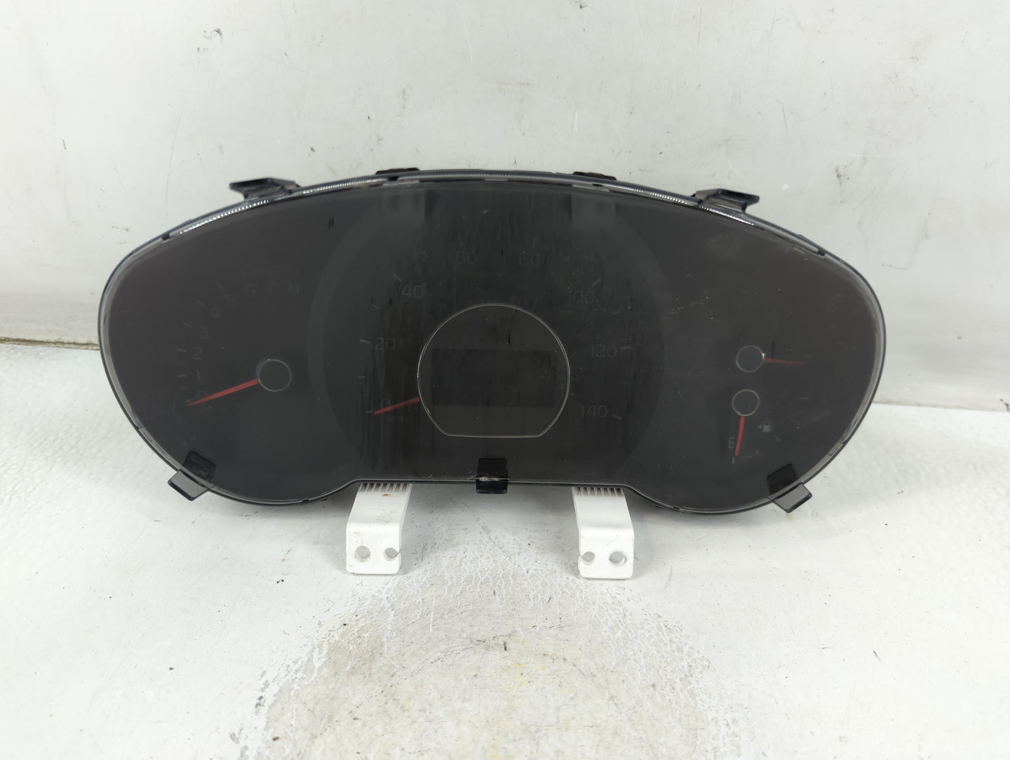 2014-2015 Kia Soul Instrument Cluster Speedometer Gauges P/N:94006-B2510 Fits Fits 2014 2015 OEM Used Auto Parts - Oemusedau