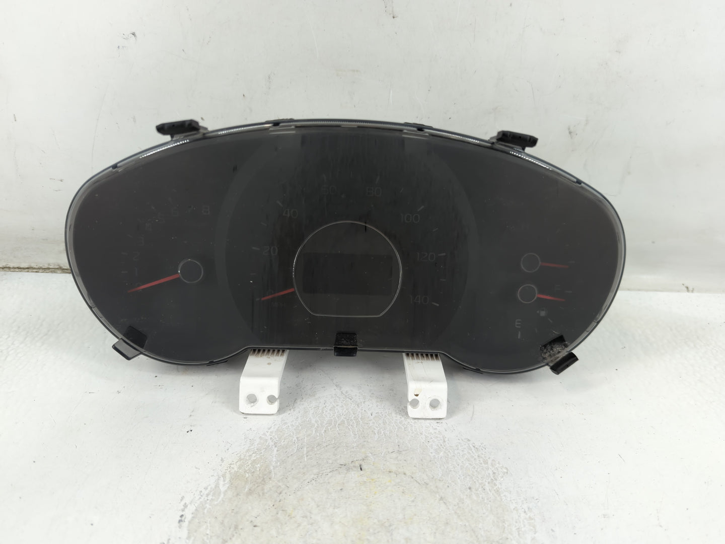 2014-2015 Kia Soul Instrument Cluster Speedometer Gauges P/N:94006-B2540 Fits Fits 2014 2015 OEM Used Auto Parts - Oemusedau
