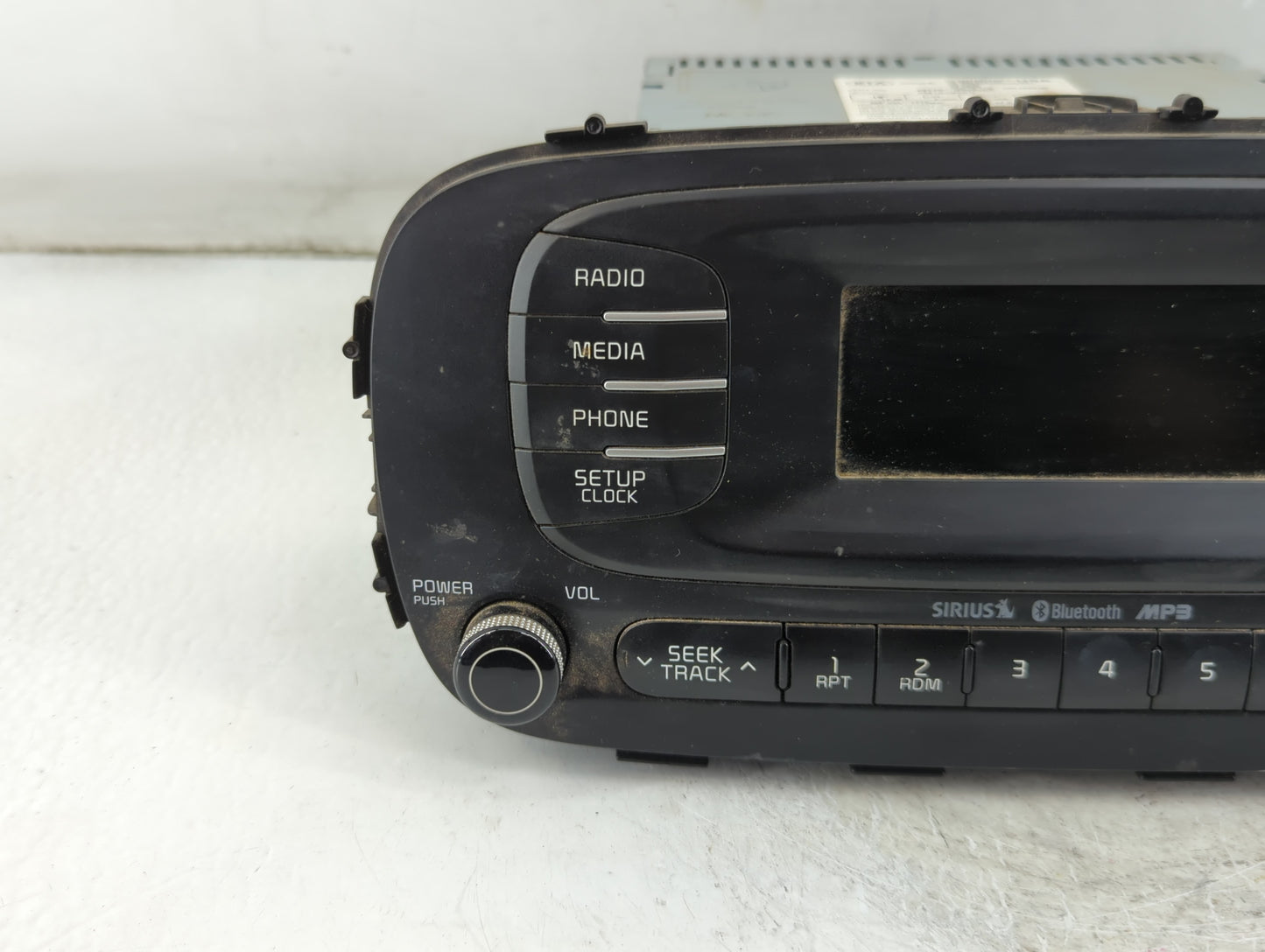 2014-2016 Kia Soul Radio AM FM Cd Player Receiver Replacement P/N:96170-B2090CA Fits Fits 2014 2015 2016 OEM Used Auto Parts