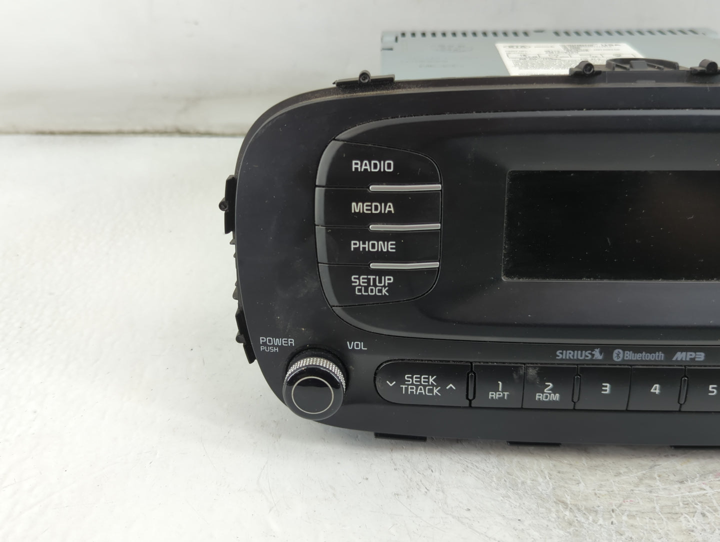 2014-2016 Kia Soul Radio AM FM Cd Player Receiver Replacement P/N:96170-B2090CA Fits Fits 2014 2015 2016 OEM Used Auto Parts