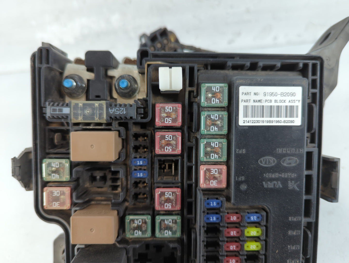 2015 Kia Soul Fusebox Fuse Box Panel Relay Module P/N:91950-B2090 Fits OEM Used Auto Parts - Oemusedautoparts1.com