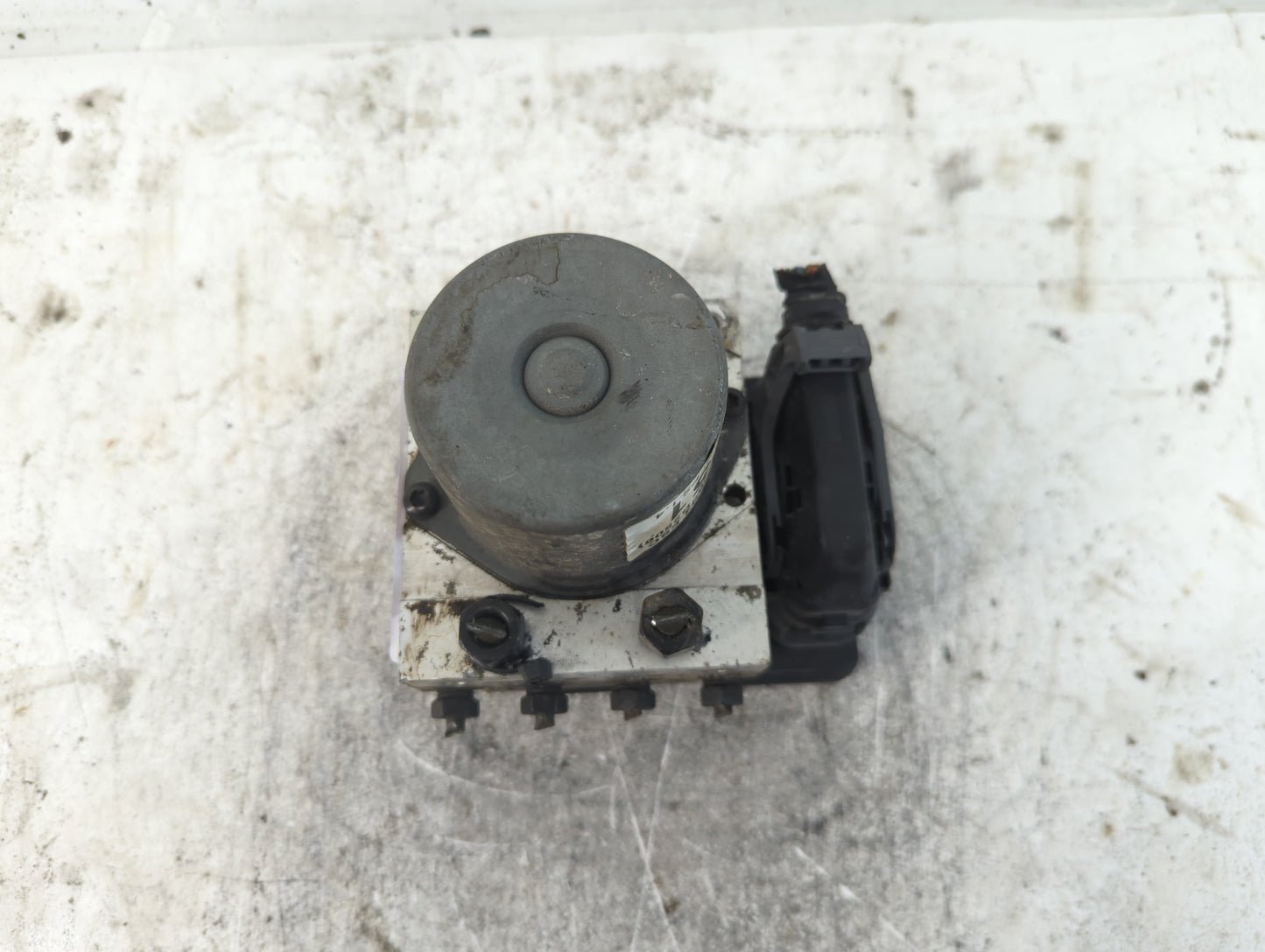 2015 Kia Soul Ev ABS Pump Control Module Replacement P/N:58900-B2506 Fits Fits 2014 OEM Used Auto Parts - Oemusedautoparts1.