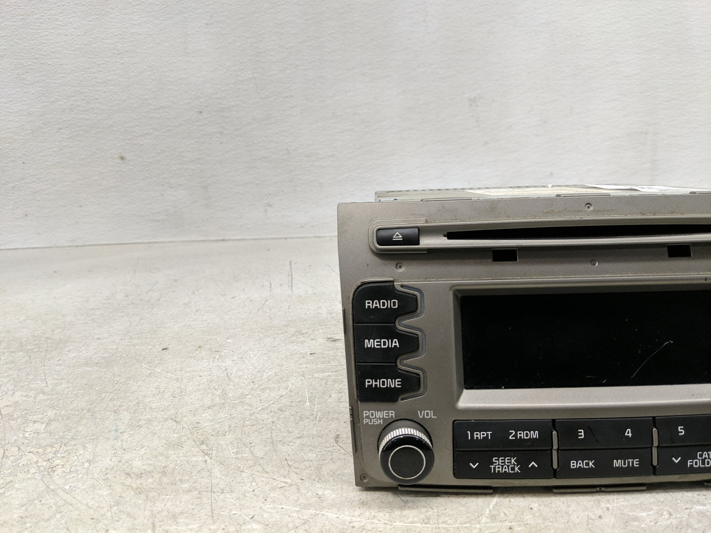 2014-2016 Kia Sportage Radio AM FM Cd Player Receiver Replacement P/N:96150-3W160DC9 Fits Fits 2014 2015 2016 OEM Used Auto 