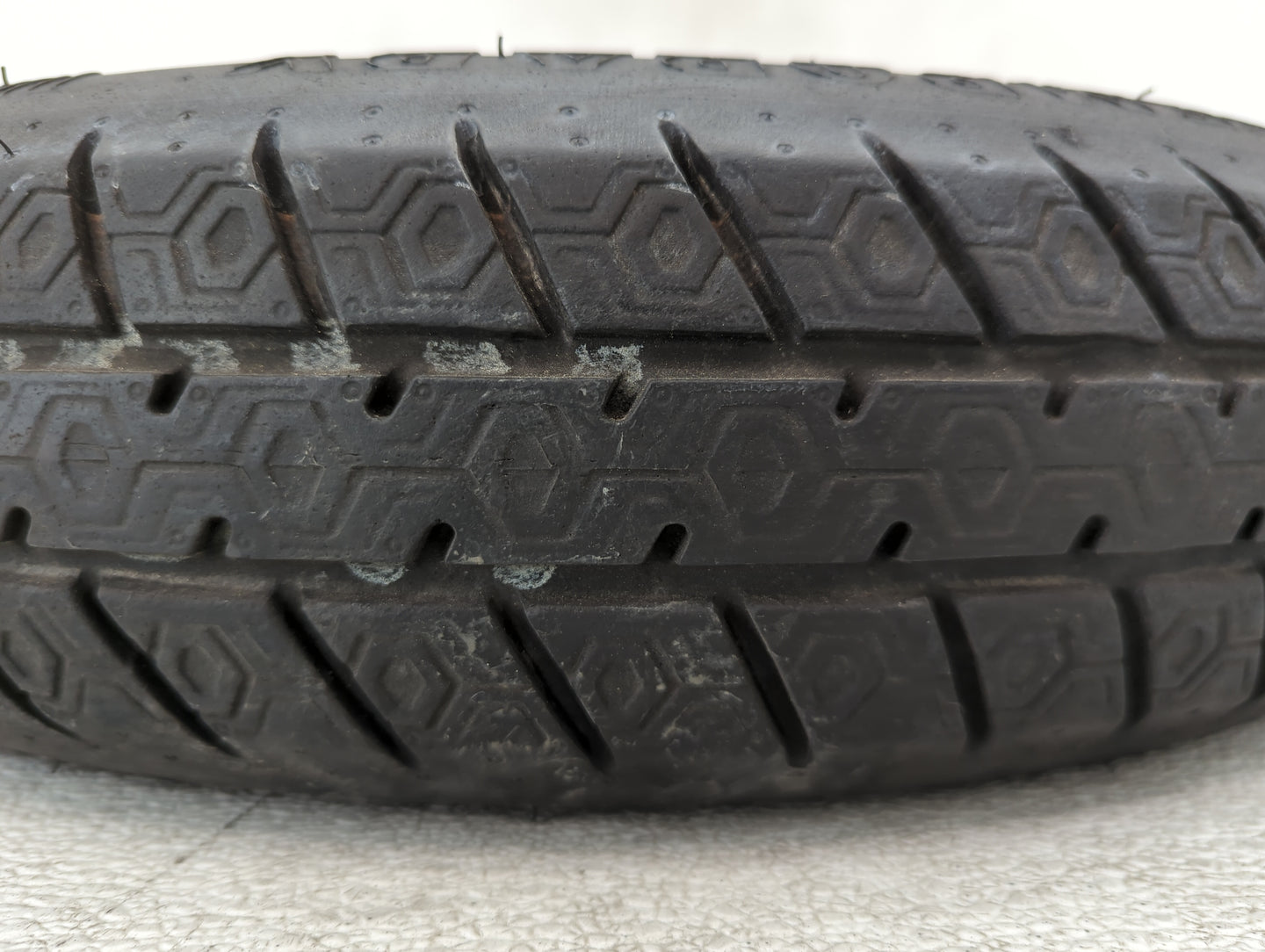 2006-2016 Kia Sportage Spare Donut Tire Wheel Rim Oem - Oemusedautoparts1.com