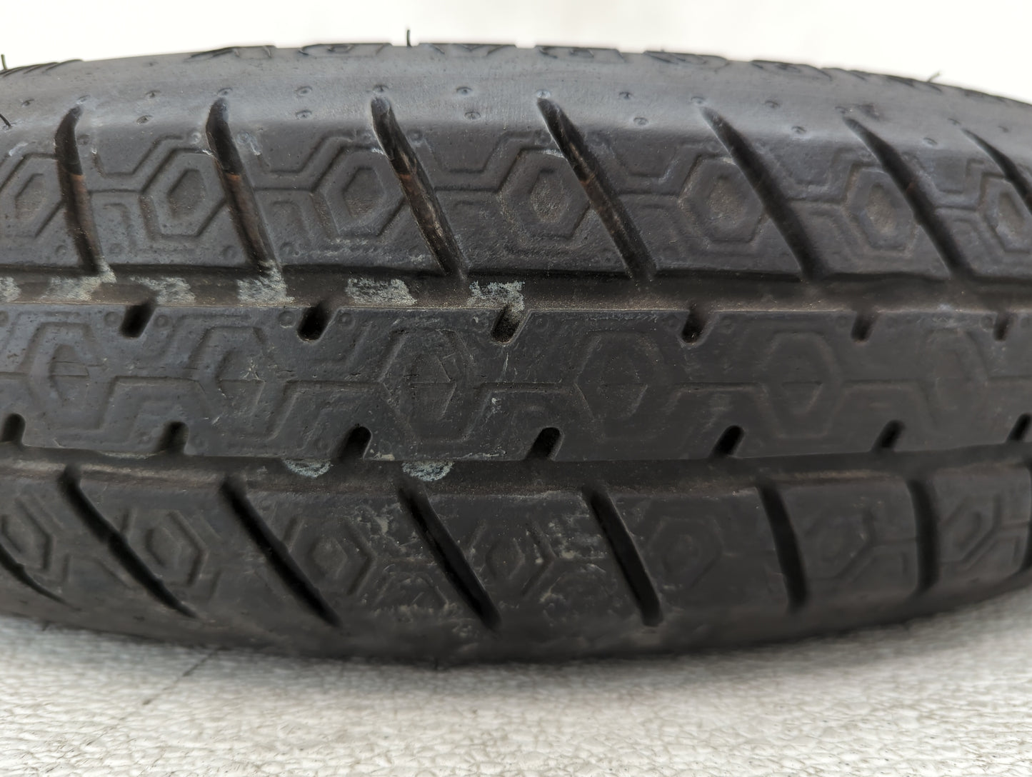 2006-2016 Kia Sportage Spare Donut Tire Wheel Rim Oem - Oemusedautoparts1.com