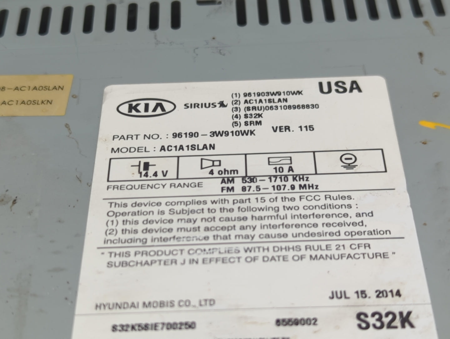 2014-2016 Kia Sportage Radio AM FM Cd Player Receiver Replacement P/N:96190-3W910WK Fits Fits 2014 2015 2016 OEM Used Auto P