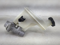 2011-2016 Kia Sportage Brake Master Cylinder 1490950 - Oemusedautoparts1.com