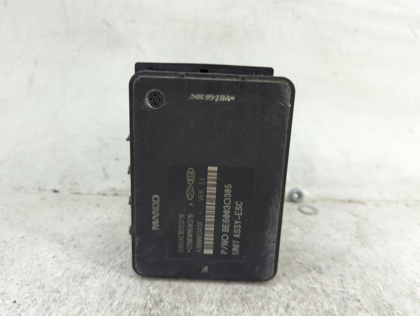 2014-2016 Kia Sportage ABS Pump Control Module Replacement P/N:58920-3W810 BE60030305 Fits Fits 2014 2015 2016 OEM Used Auto