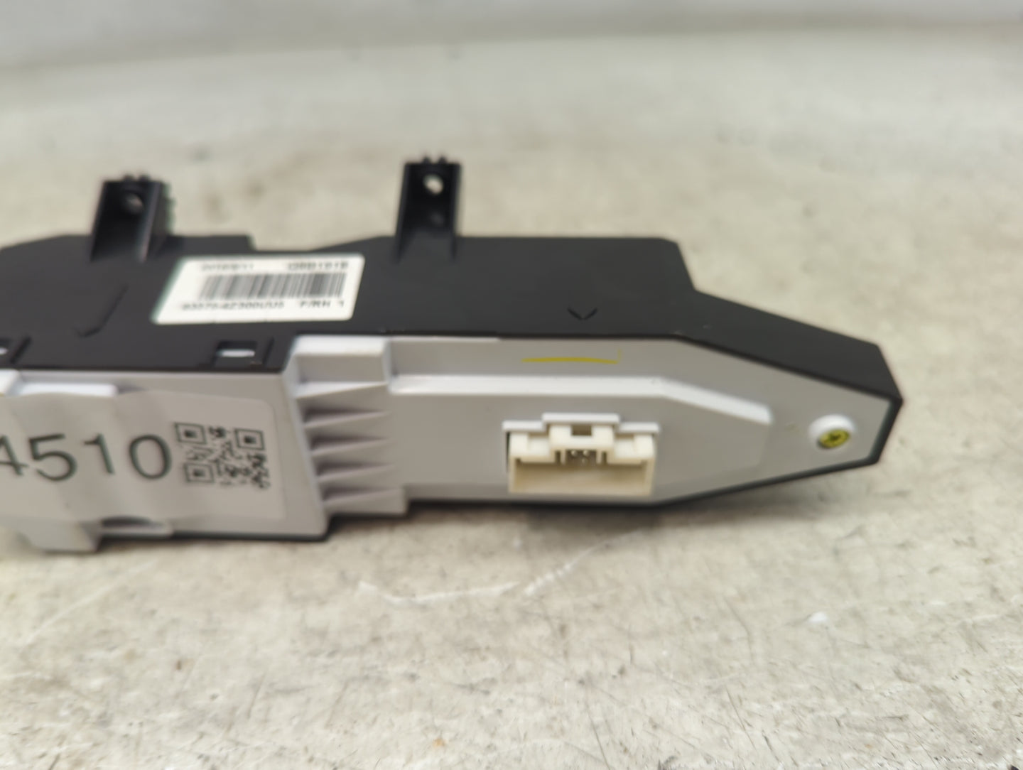 2015 Kia Sportage Master Power Window Switch Replacement Driver Side Left P/N:93575-4Z300UU5 Fits OEM Used Auto Parts - Oemu