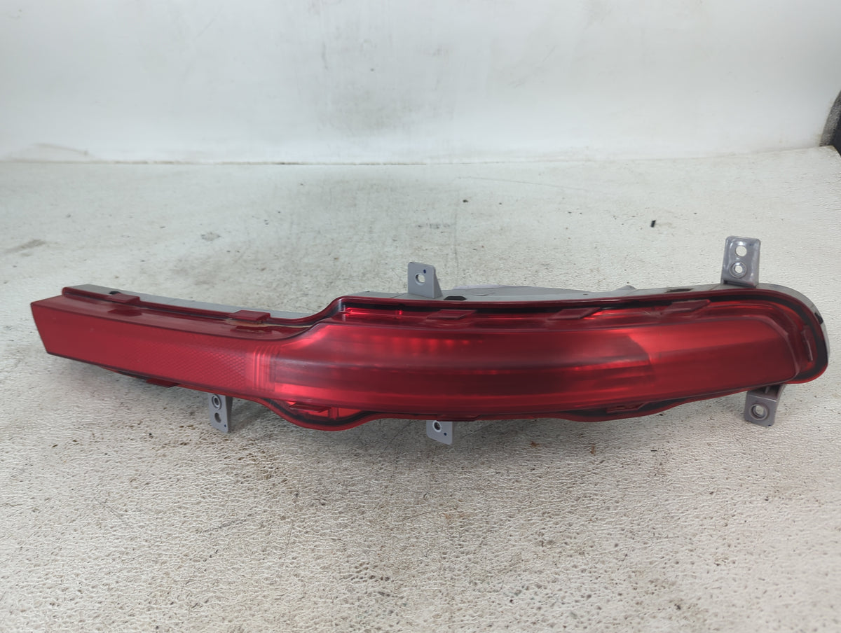 2014-2016 Kia Sportage Passenger Right Side Deck Lid Mounted Tail Light - Oemusedautoparts1.com