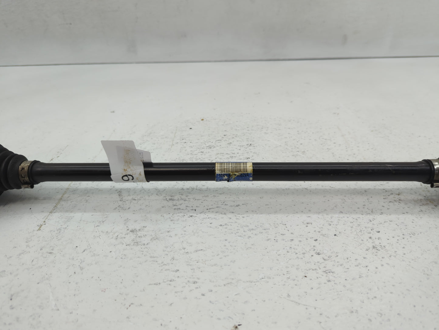 2015 Kia Sportage Axle Shaft Rear Passenger Cv C/v - Oemusedautoparts1.com