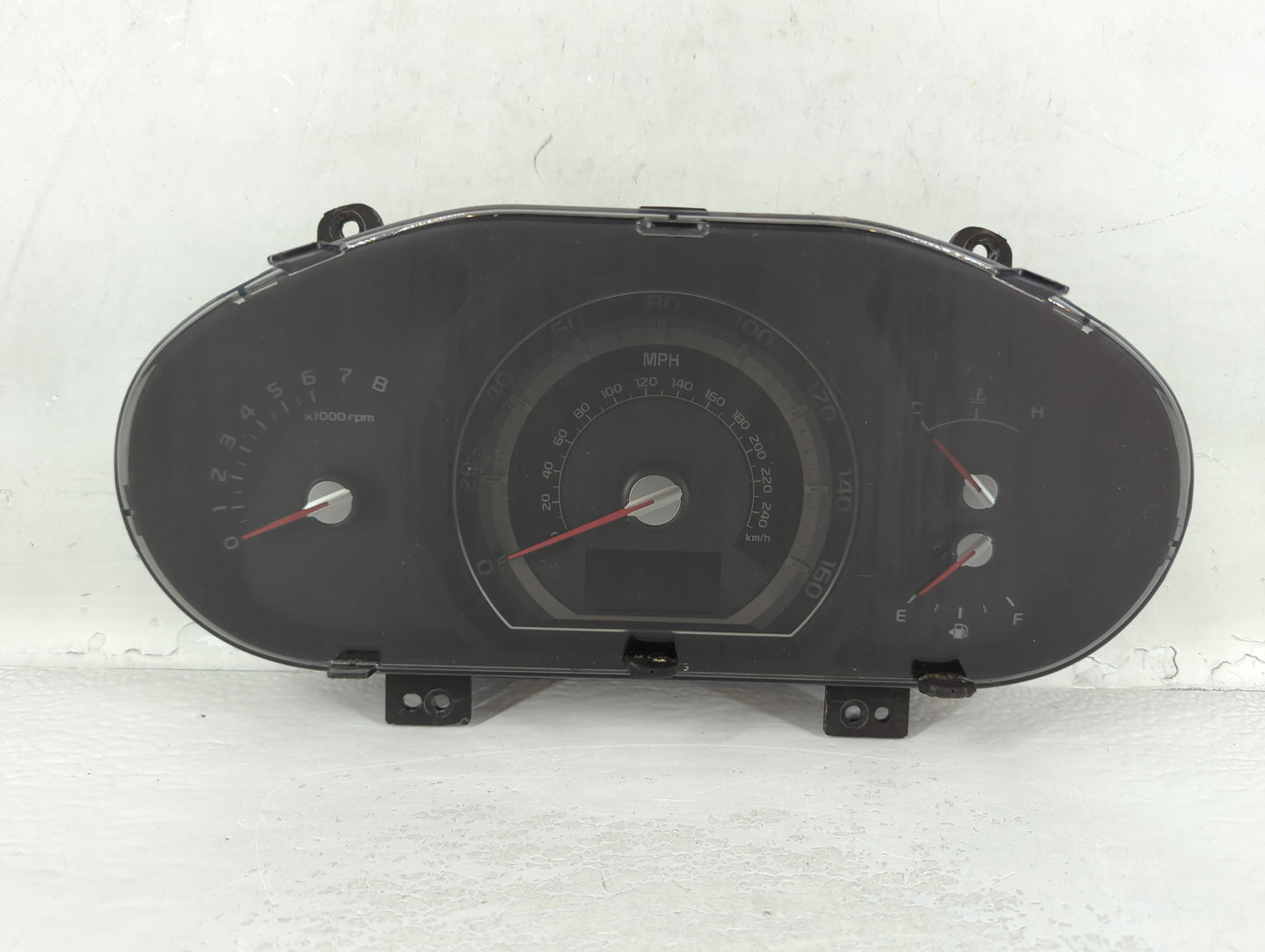 2014-2016 Kia Sportage Instrument Cluster Speedometer Gauges P/N:94021-3W025 Fits Fits 2014 2015 2016 OEM Used Auto Parts - 