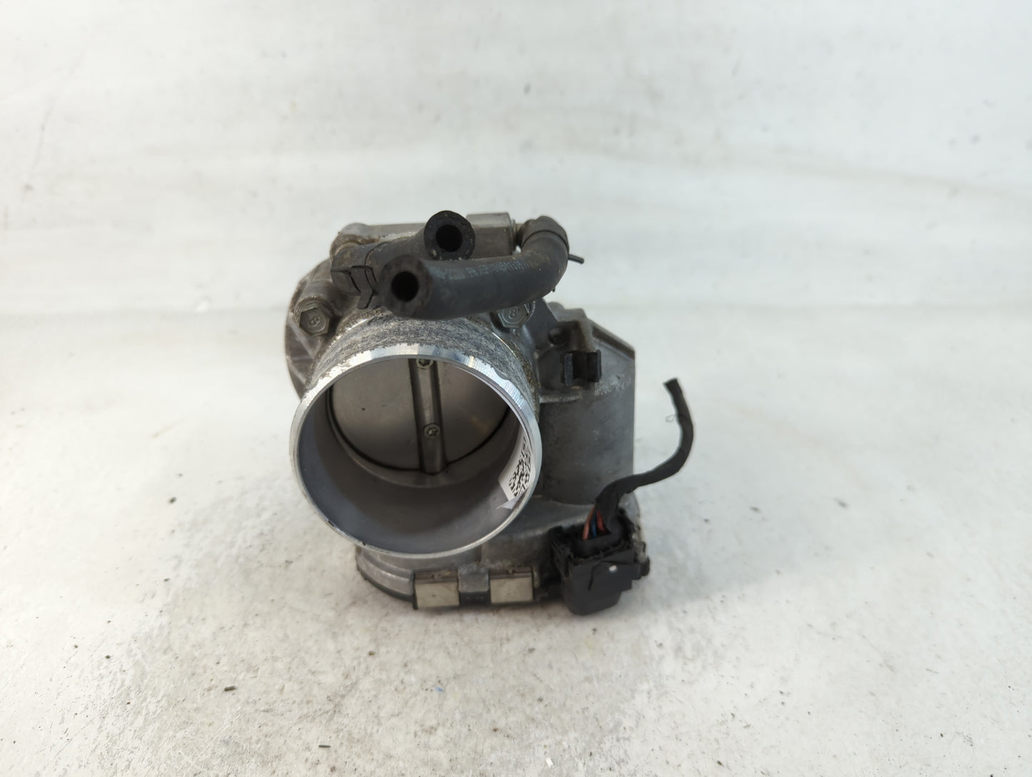 2014-2016 Kia Sportage Throttle Body P/N:35100-2G700 Fits Fits 2011 2012 2013 2014 2015 2016 OEM Used Auto Parts - Oemusedau