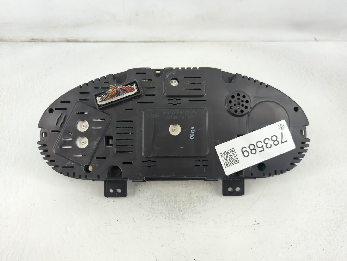 2014-2016 Kia Sportage Instrument Cluster Speedometer Gauges P/N:94021-3W025 Fits Fits 2014 2015 2016 OEM Used Auto Parts - 