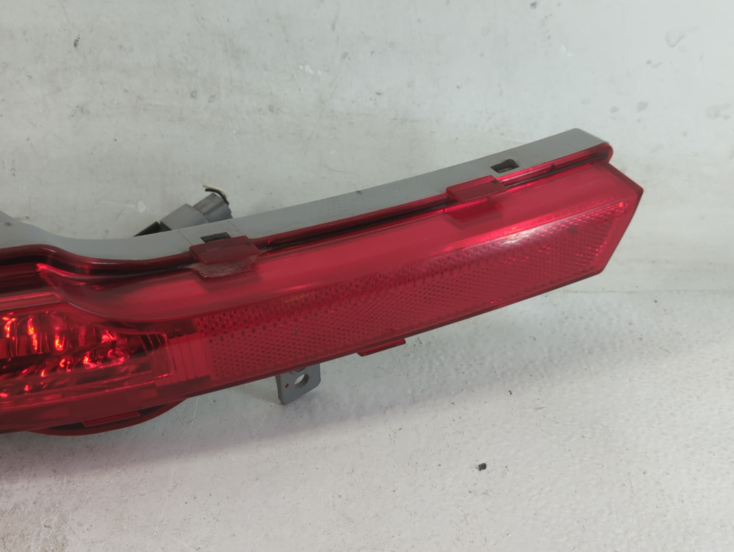 2014-2016 Kia Sportage Tail Light Assembly Driver Left OEM P/N:27W NA 2357 Fits Fits 2014 2015 2016 OEM Used Auto Parts - Oe
