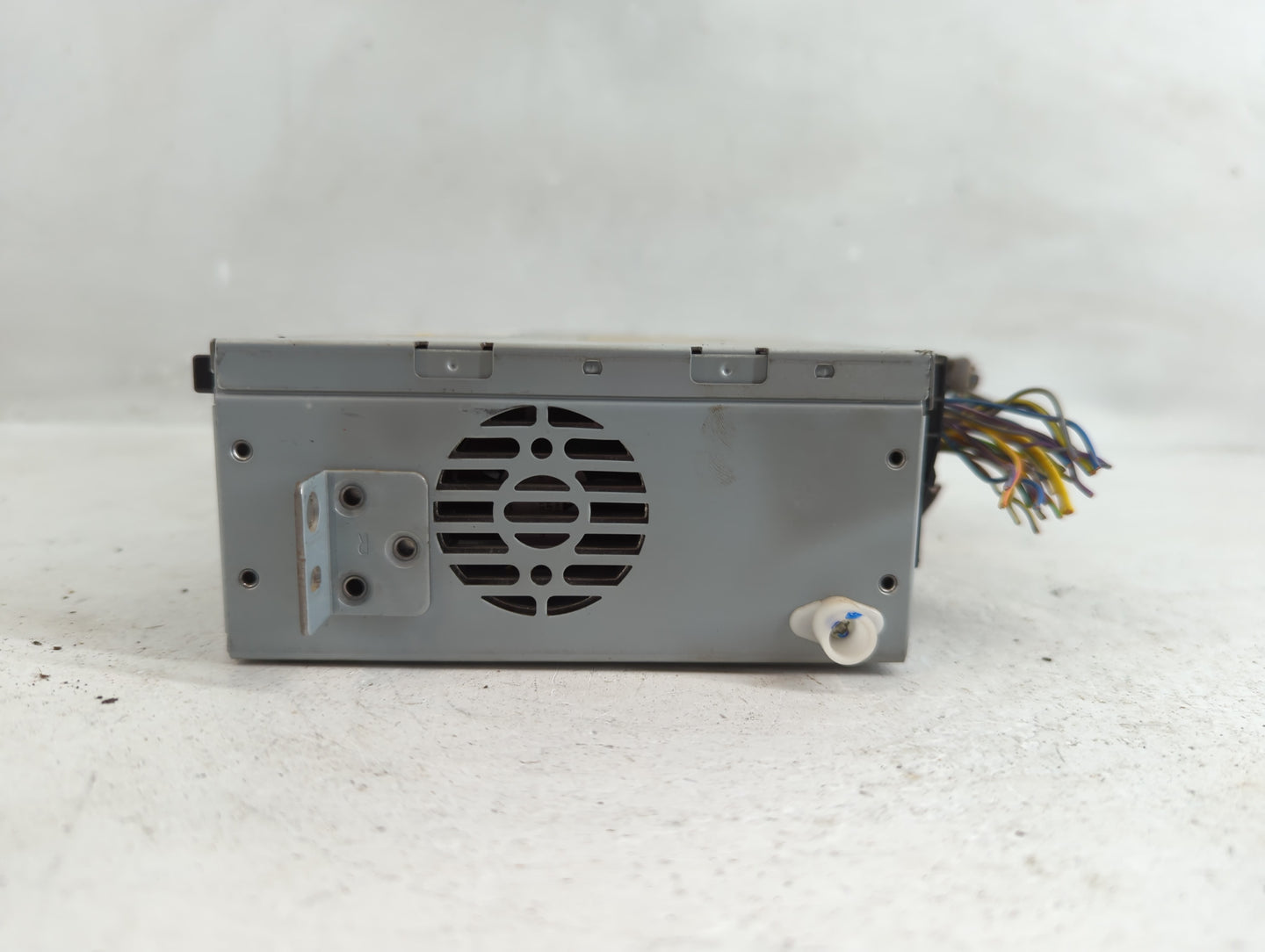 2015-2016 Land Rover Discovery Sport Radio AM FM Cd Player Receiver Replacement P/N:FK72-18K812-DH Fits Fits 2015 2016 OEM U