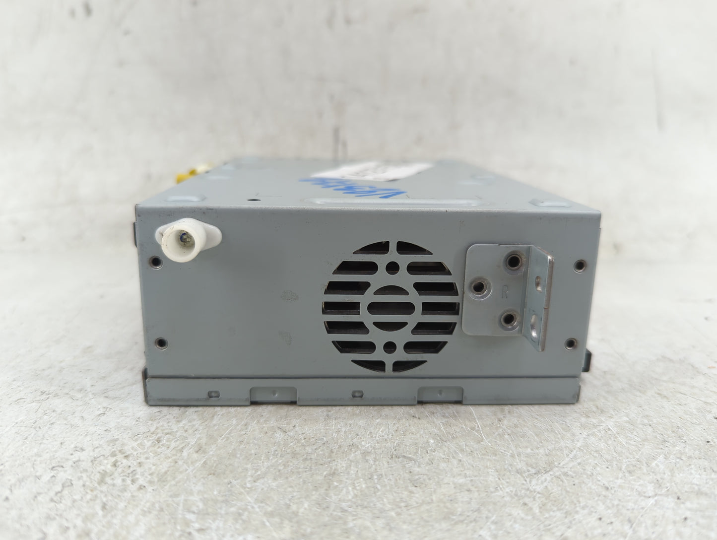2015-2016 Land Rover Discovery Sport Radio AM FM Cd Player Receiver Replacement P/N:FK72-18K812-DC Fits Fits 2015 2016 OEM U