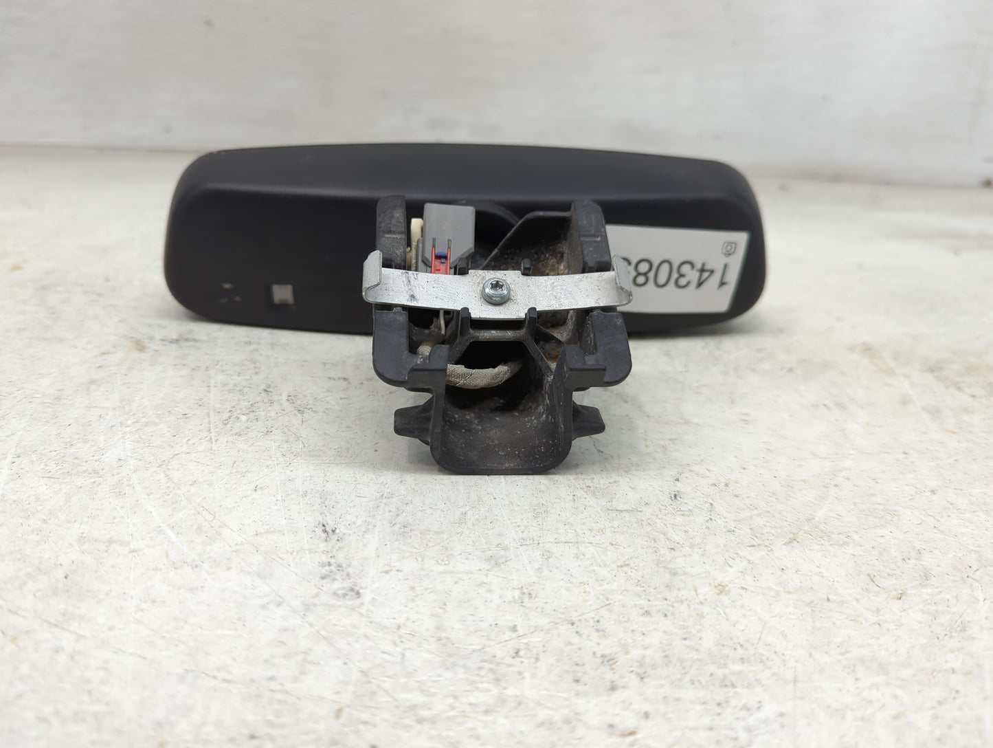 2015 Land Rover Discovery Sport Interior Rear View Mirror Replacement OEM Fits OEM Used Auto Parts - Oemusedautoparts1.com