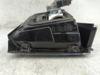 2015-2019 Land Rover Discovery Sport Tail Light Assembly Passenger Right OEM Fits Fits 2015 2016 2017 2018 2019 OEM Used Aut