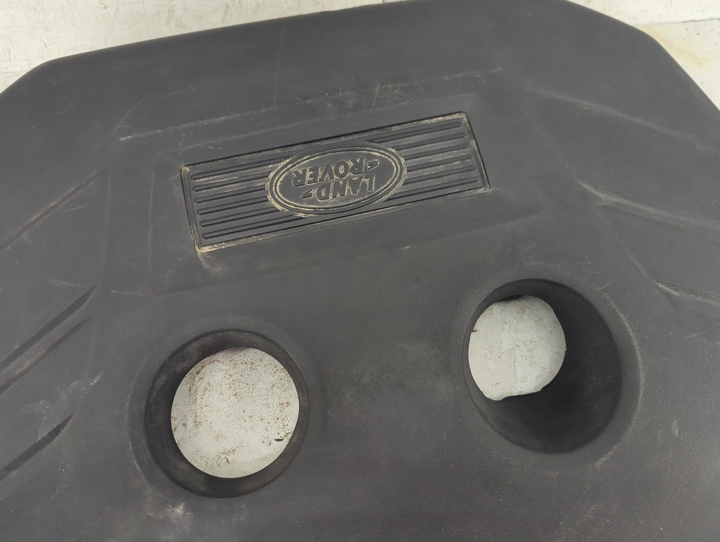 2015 Land Rover Discovery Sport Engine Cover - Oemusedautoparts1.com