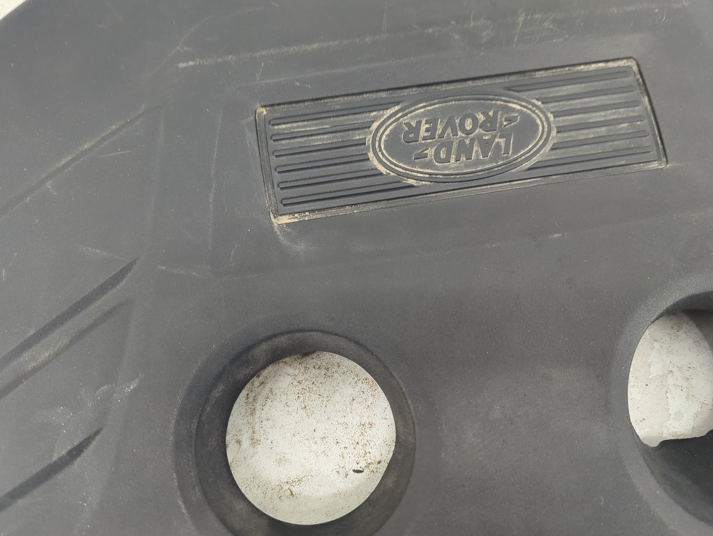2015 Land Rover Discovery Sport Engine Cover - Oemusedautoparts1.com