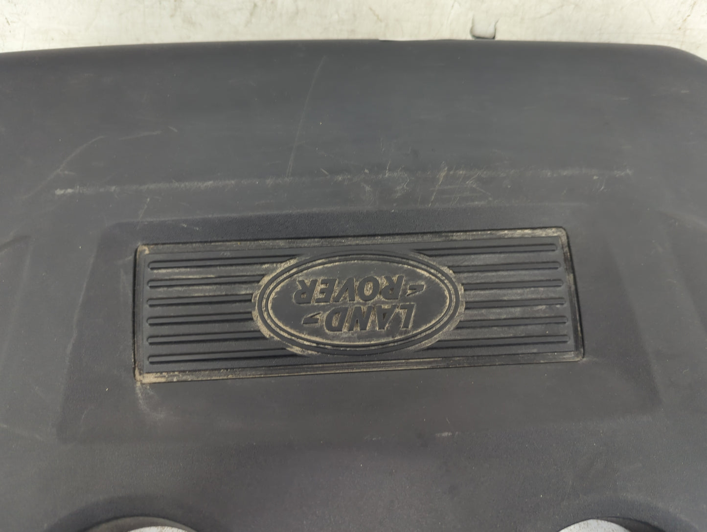 2015 Land Rover Discovery Sport Engine Cover - Oemusedautoparts1.com