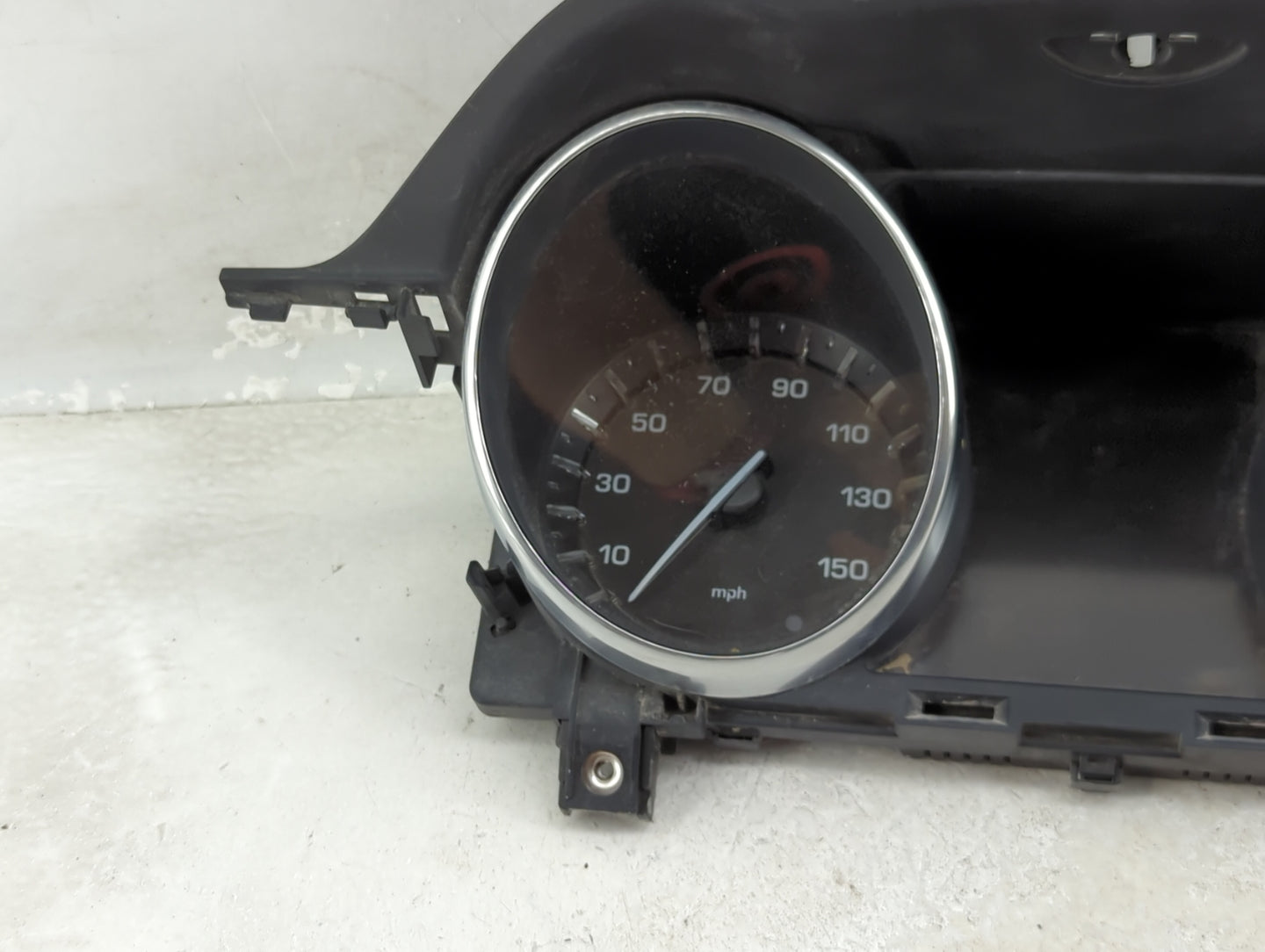 2015 Land Rover Discovery Sport Instrument Cluster Speedometer Gauges P/N:FK7210849CE LR-0034-003 Miles: Fits OEM Used Auto 