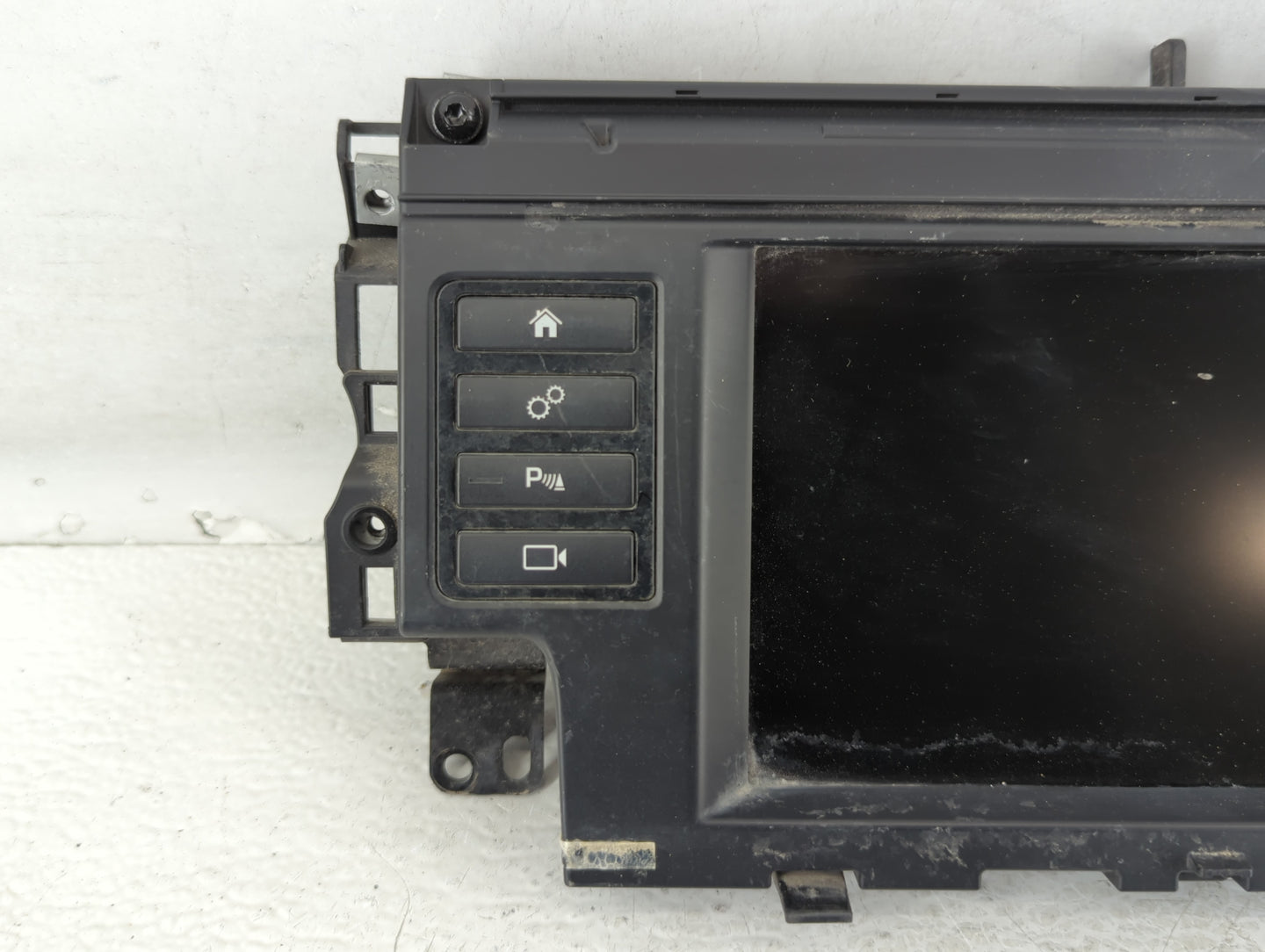 2015 Land Rover Discovery Sport Information Display Screen - Oemusedautoparts1.com