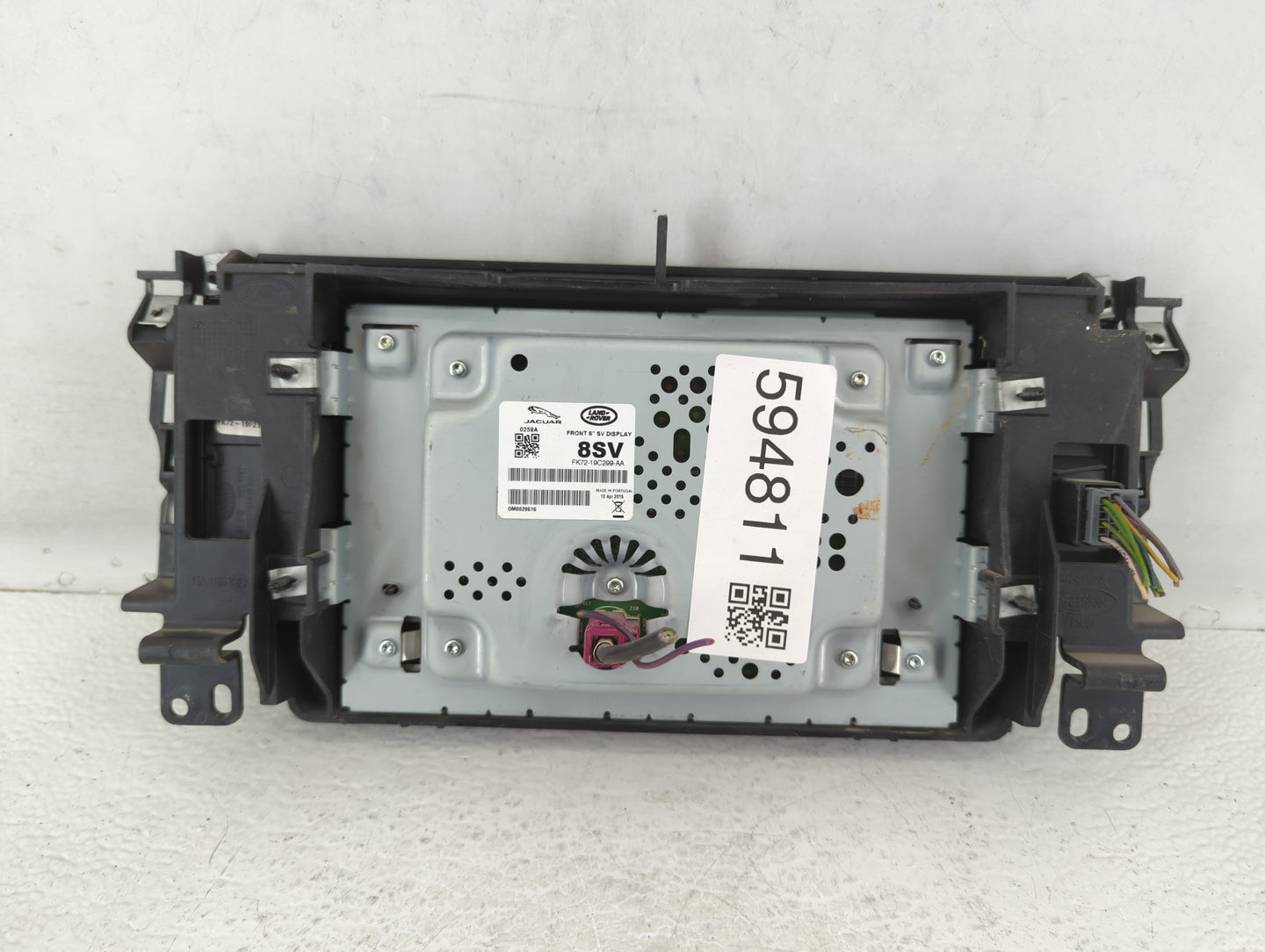 2015 Land Rover Discovery Sport Information Display Screen - Oemusedautoparts1.com