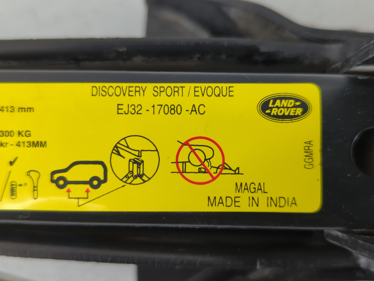 2015 Land Rover Discovery Sport Spare Scissor Car Jack - Oemusedautoparts1.com