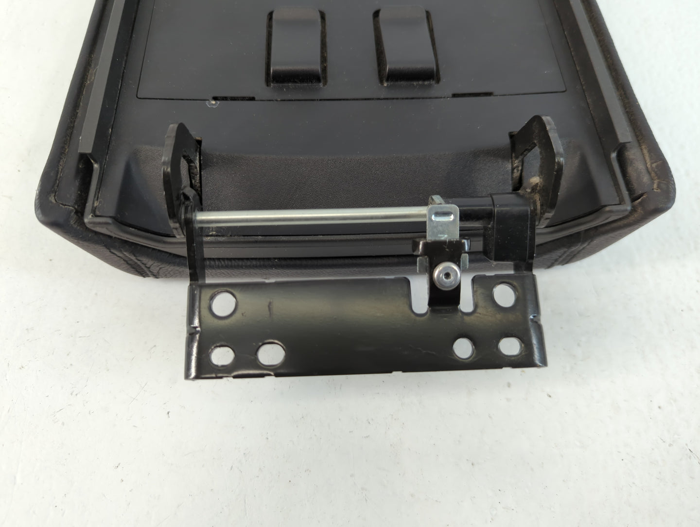 2015 Land Rover Discovery Sport Center Console Armrest Cover Lid Fits OEM Used Auto Parts - Oemusedautoparts1.com