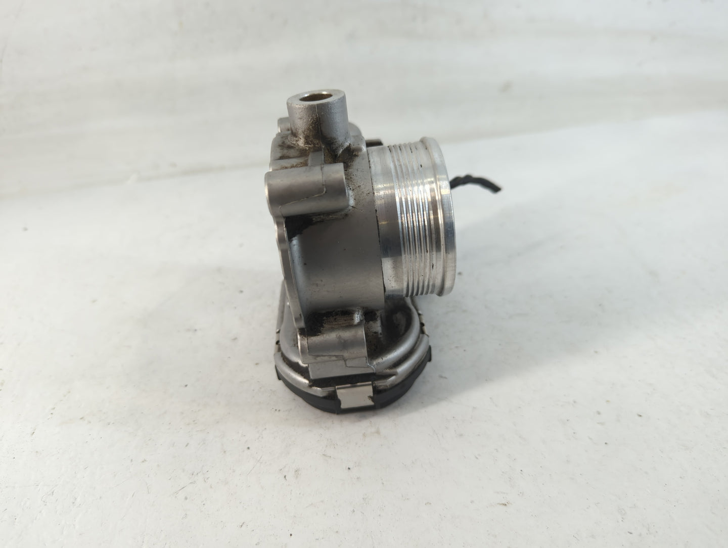 2015 Land Rover Discovery Sport Throttle Body P/N:14309CF335 Fits OEM Used Auto Parts - Oemusedautoparts1.com