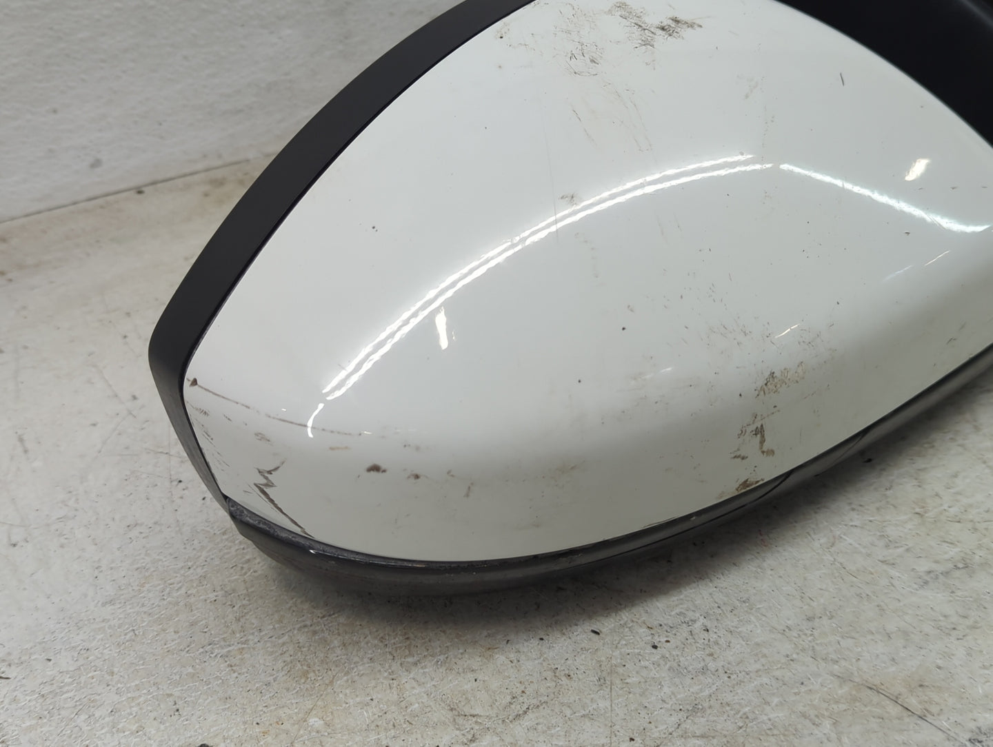 2015 Land Rover Evoque Passenger Side View Mirror - Right Door Mirror OEM Used - Oemusedautoparts1.com