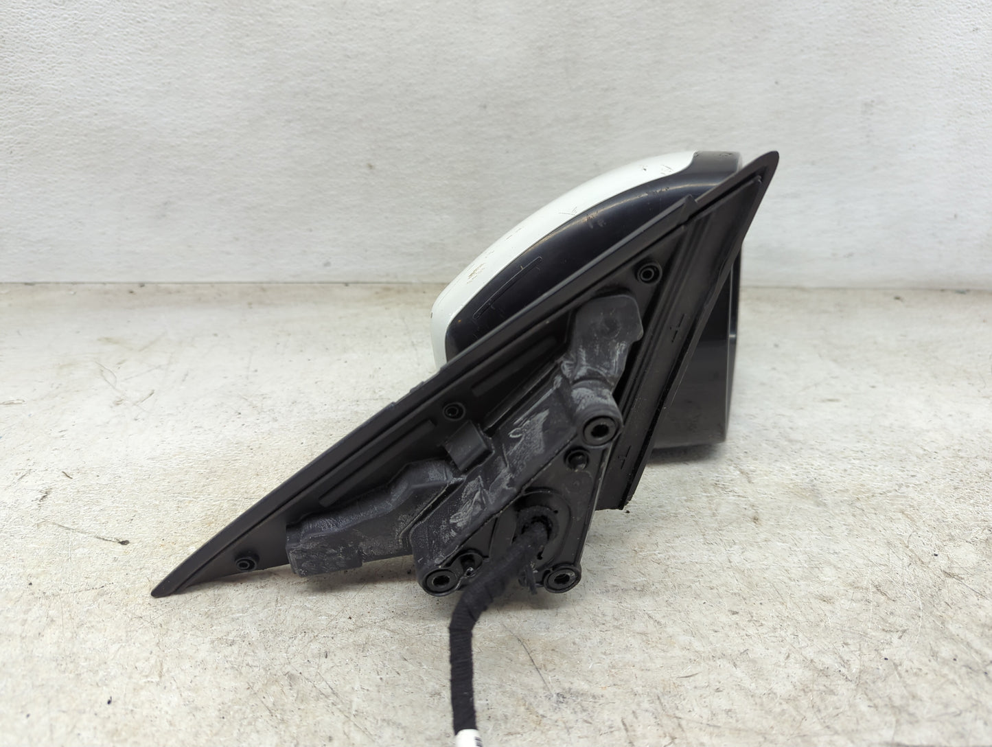 2015 Land Rover Evoque Passenger Side View Mirror - Right Door Mirror OEM Used - Oemusedautoparts1.com