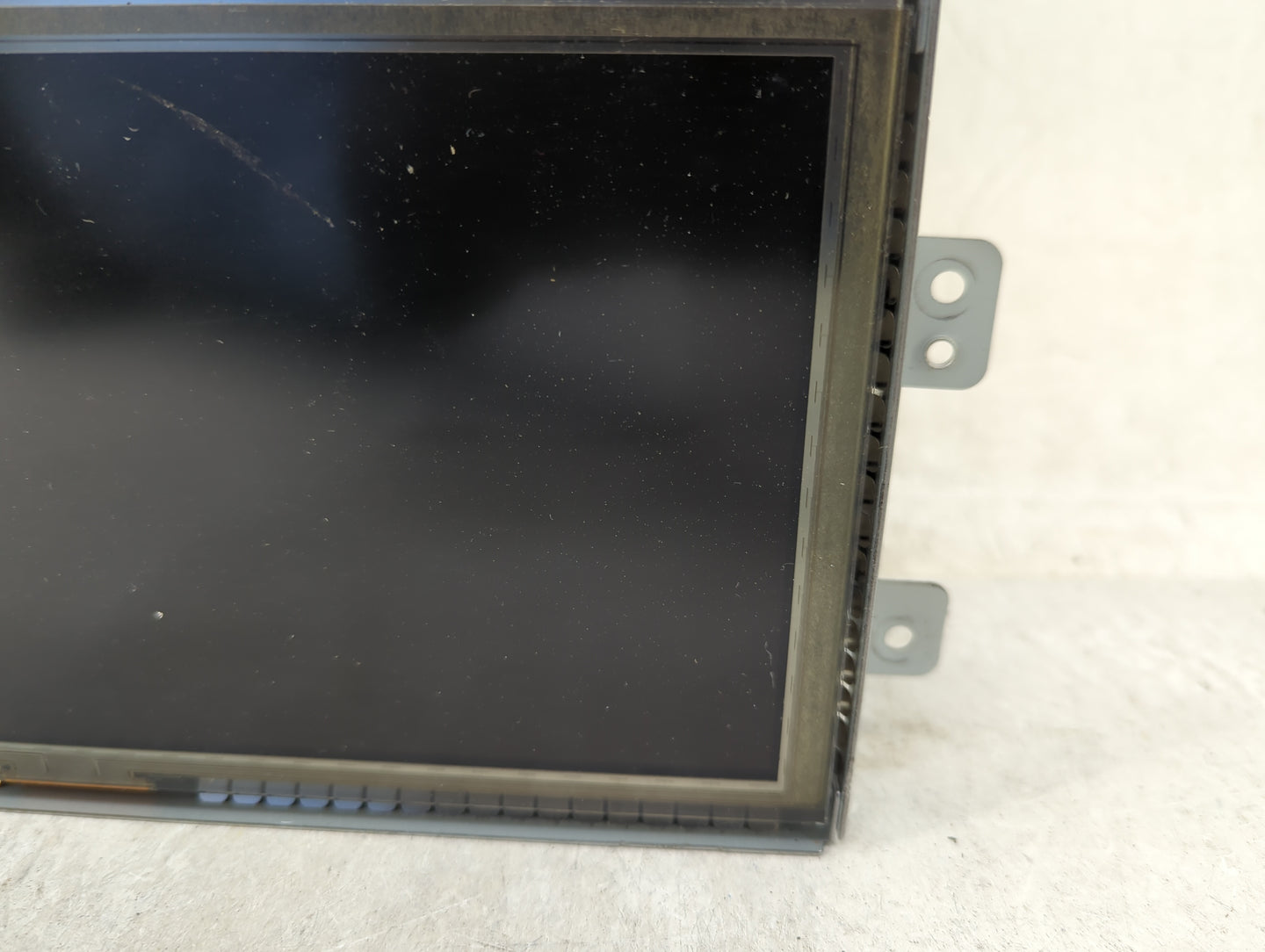 Land Rover Evoque Information Display Screen - Oemusedautoparts1.com