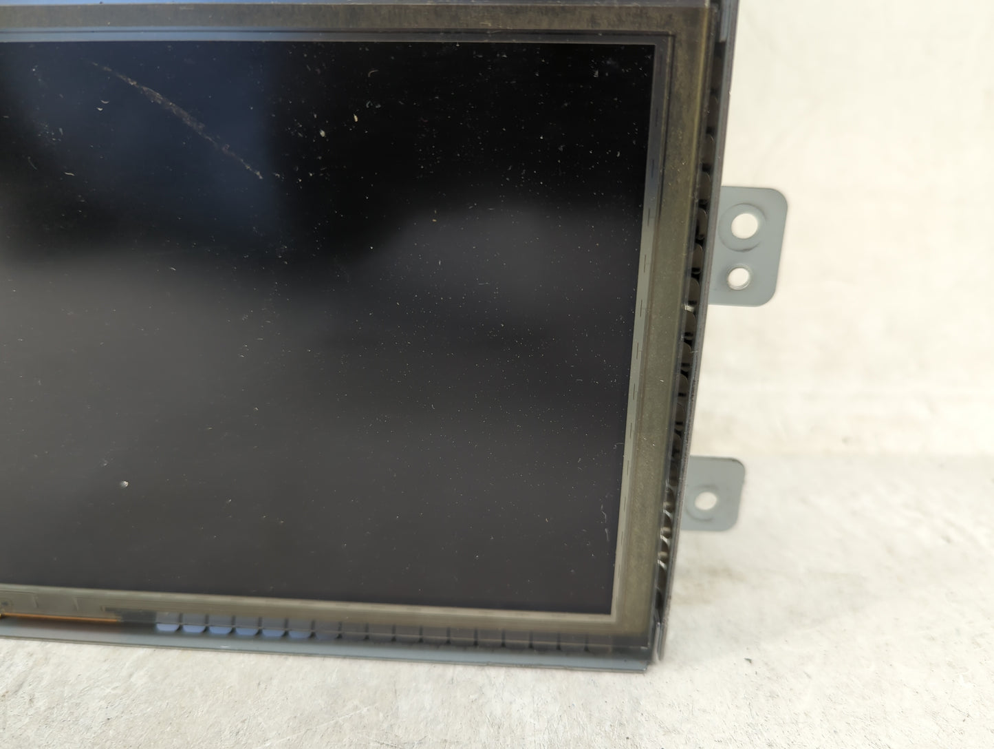 Land Rover Evoque Information Display Screen - Oemusedautoparts1.com