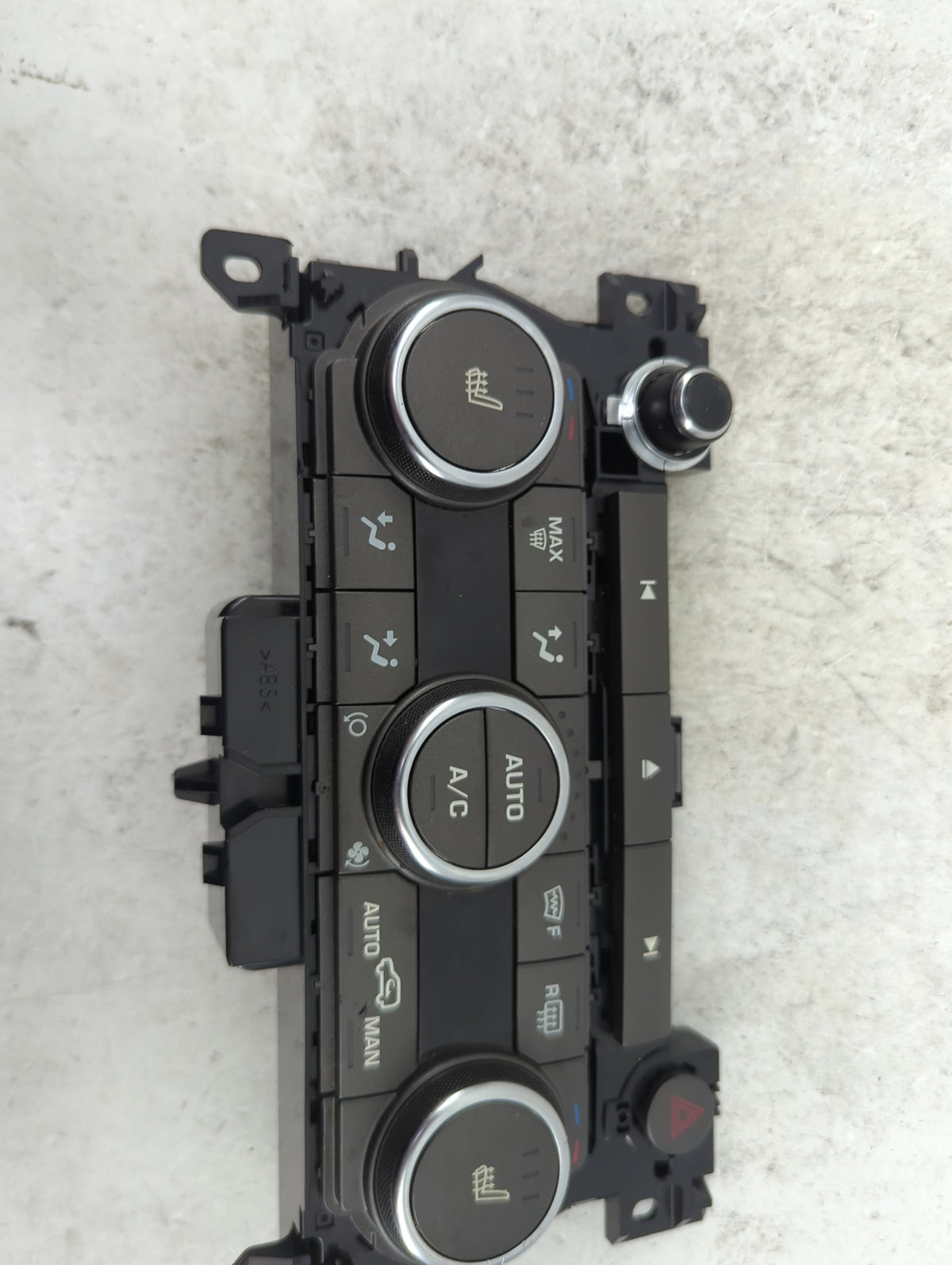 2015 Land Rover Evoque Climate Control Module Temperature AC/Heater Replacement P/N:141130-04 FBYDA, EJ32-14C239-HC Fits Fit