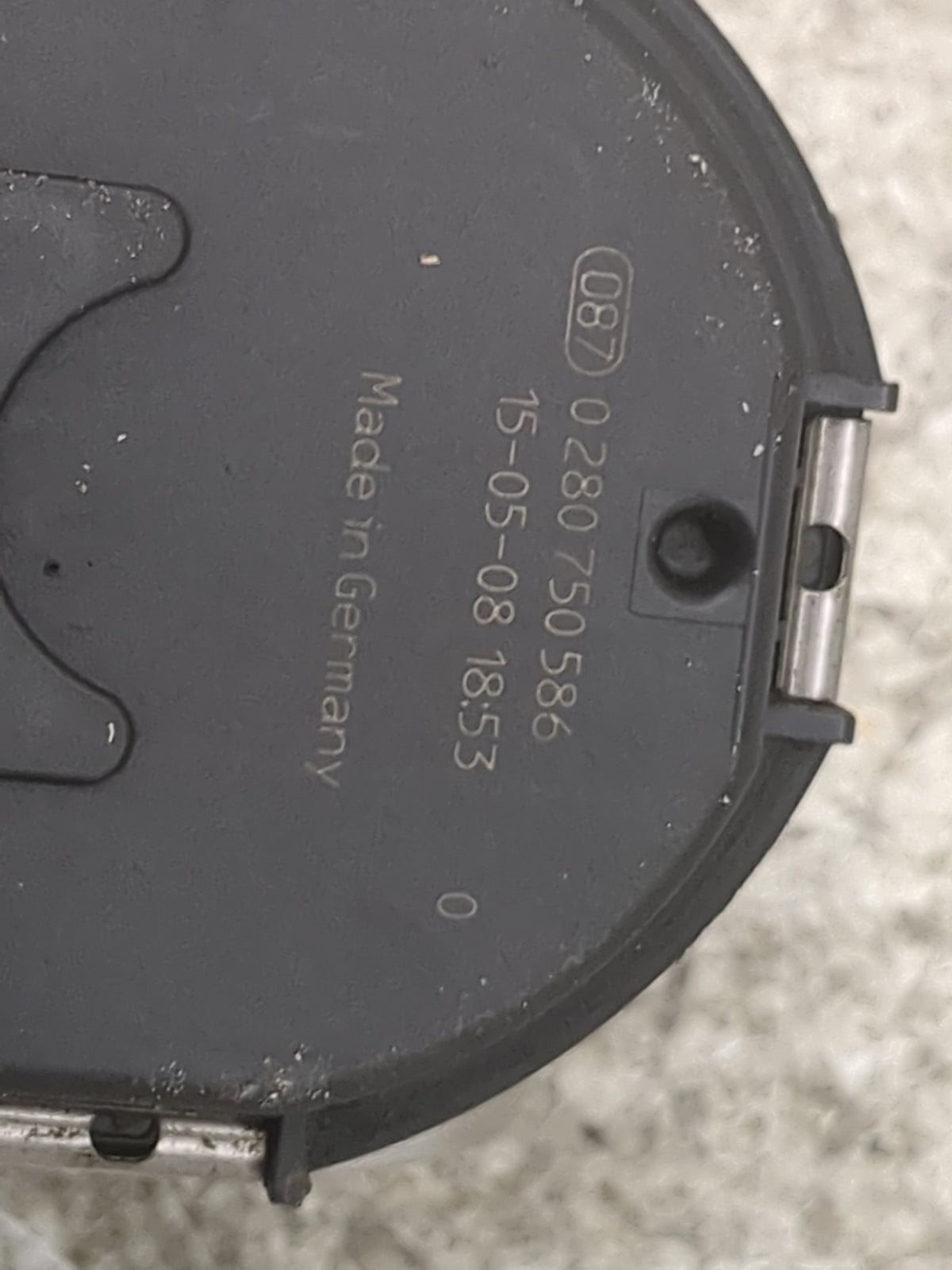 2015 Land Rover Evoque Throttle Body P/N:0280750586 CM5E9F991AD Fits Fits 2014 2016 2017 OEM Used Auto Parts - Oemusedautopa
