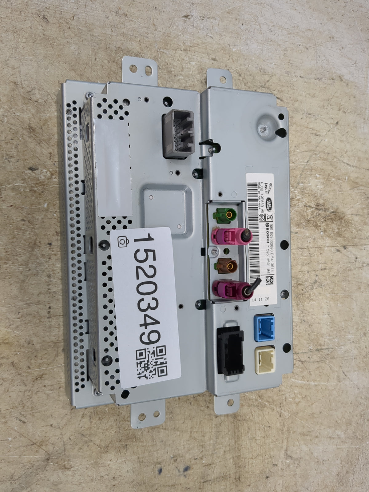 Land Rover Evoque Information Radio Display Screen 1520349 - Oemusedautoparts1.com