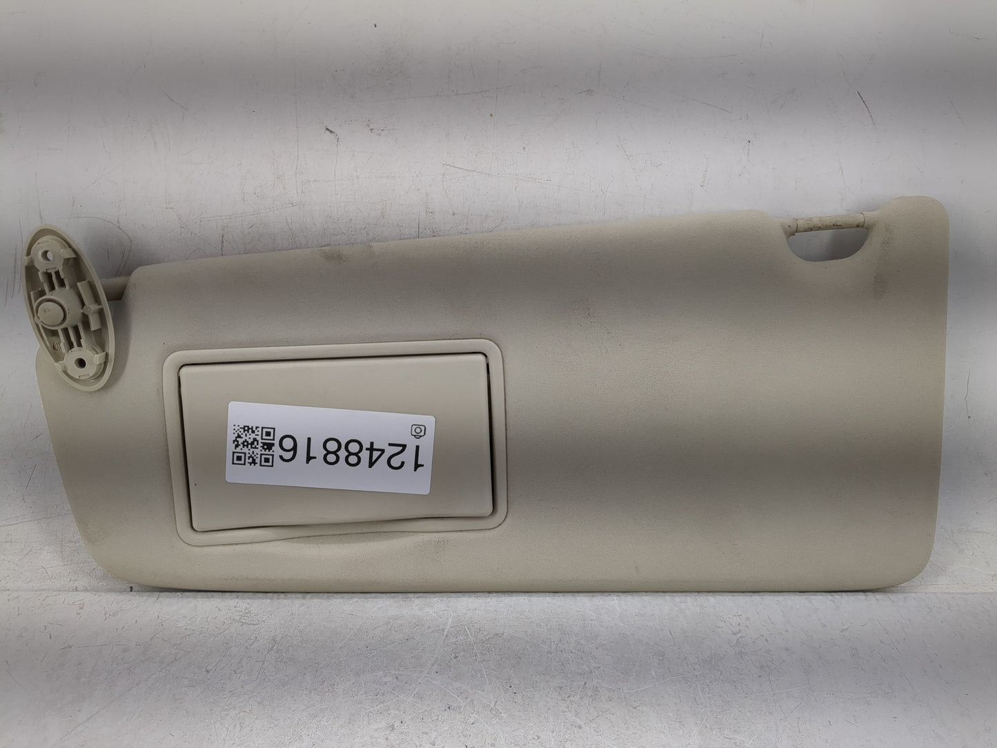 2013-2015 Land Rover Lr2 Sun Visor Shade Replacement Passenger Right Mirror Fits Fits 2013 2014 2015 OEM Used Auto Parts - O