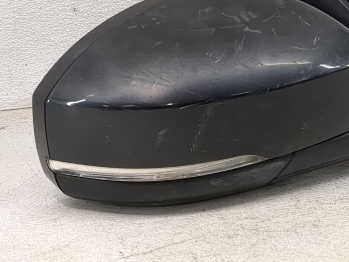 2015 Land Rover Lr2 Passenger Side View Mirror - Right Door Mirror OEM Used - Oemusedautoparts1.com