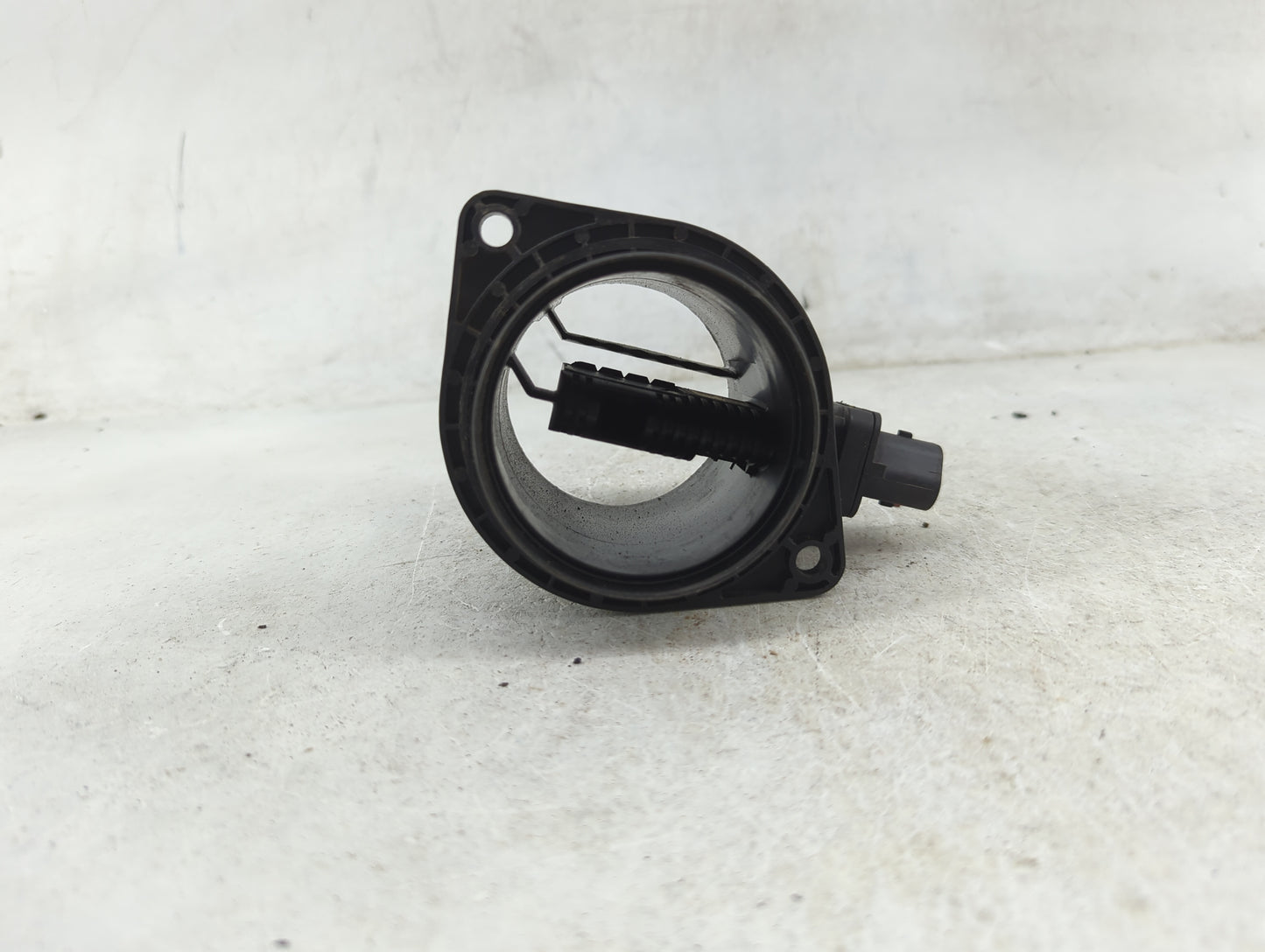 Land Rover Lr2 Mass Air Flow Meter Maf 1488342 - Oemusedautoparts1.com
