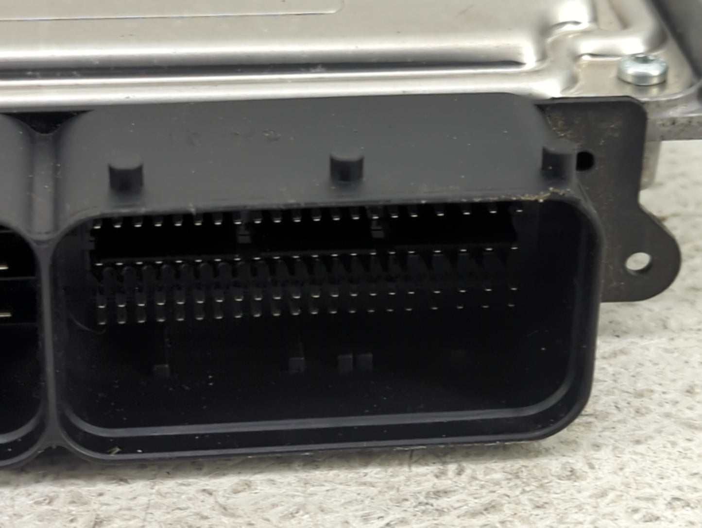 2014-2016 Land Rover Lr4 PCM Engine Control Computer ECU ECM PCU OEM P/N:CPLA-12B684-YE 0261S08759 Fits Fits 2013 2014 2015 