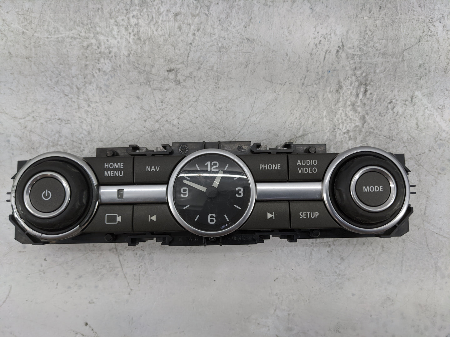 2014-2016 Land Rover Lr4 Radio Control Panel - Oemusedautoparts1.com