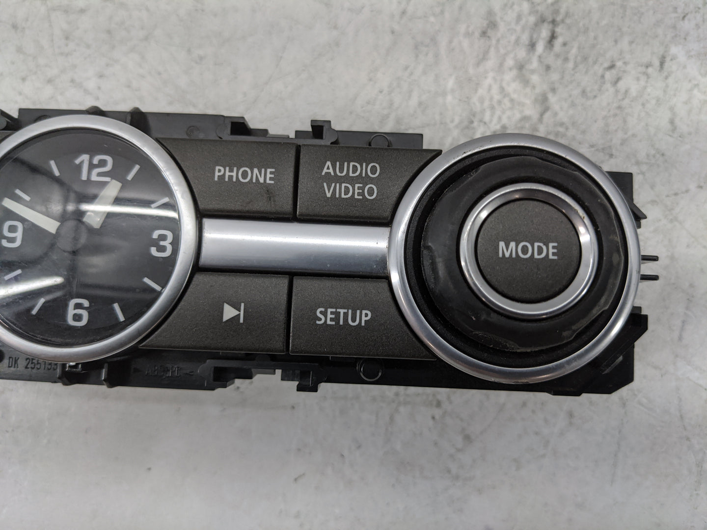 2014-2016 Land Rover Lr4 Radio Control Panel - Oemusedautoparts1.com