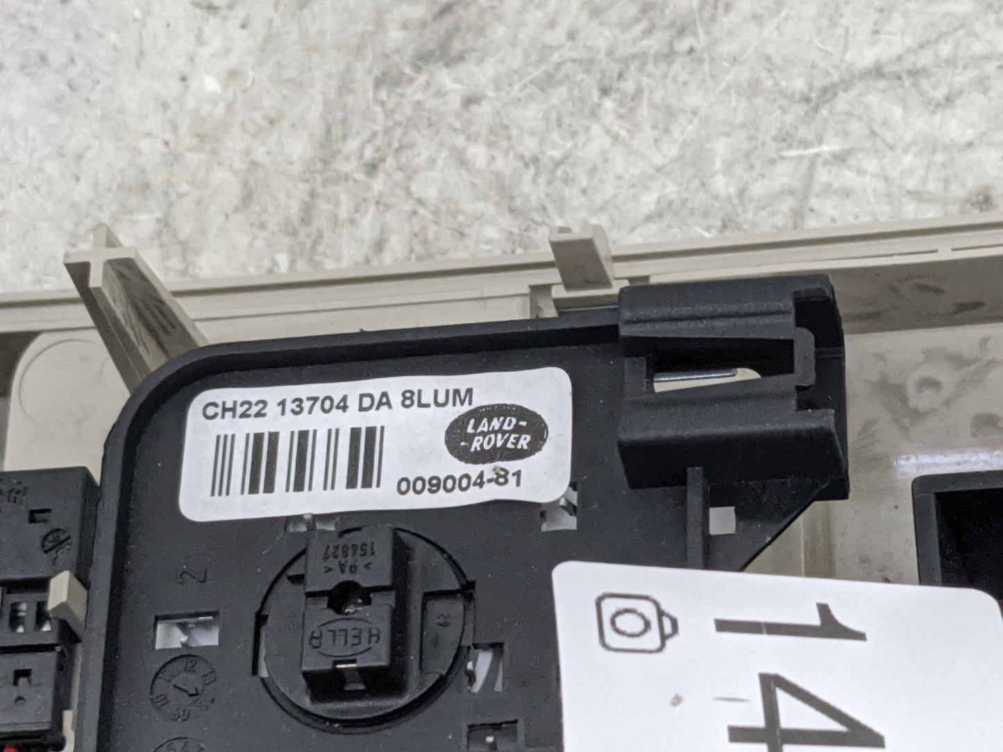 2015 Land Rover Lr4 Overhead Roof Console Tan - Oemusedautoparts1.com