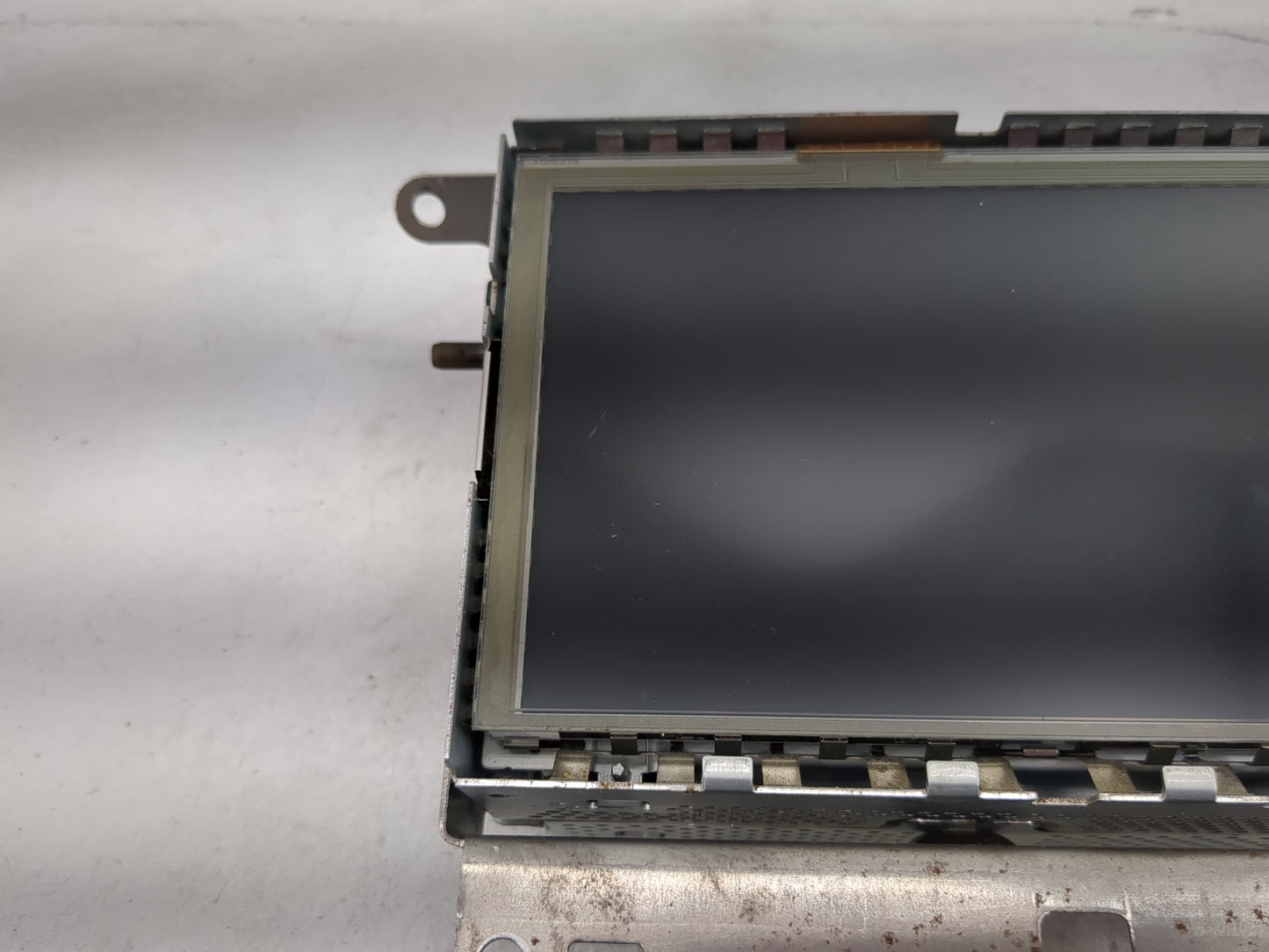 2015-2015 Land Rover Lr4 Information Display Screen - Oemusedautoparts1.com