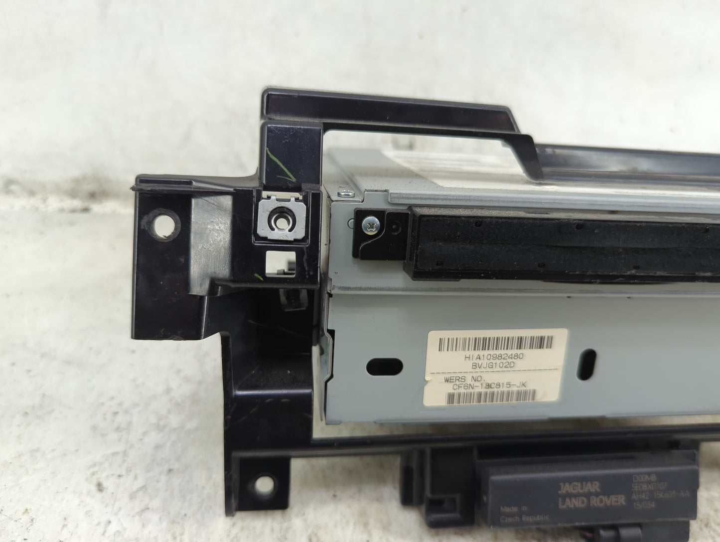 2012-2016 Land Rover Lr4 Radio AM FM Cd Player Receiver Replacement P/N:50645928 AA CF6N-18C815-JK Fits OEM Used Auto Parts 